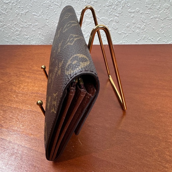 Auth Louis Vuitton Monogram Pochette
Porte Monnaie Credit TH0093 - Picture 4 of 16